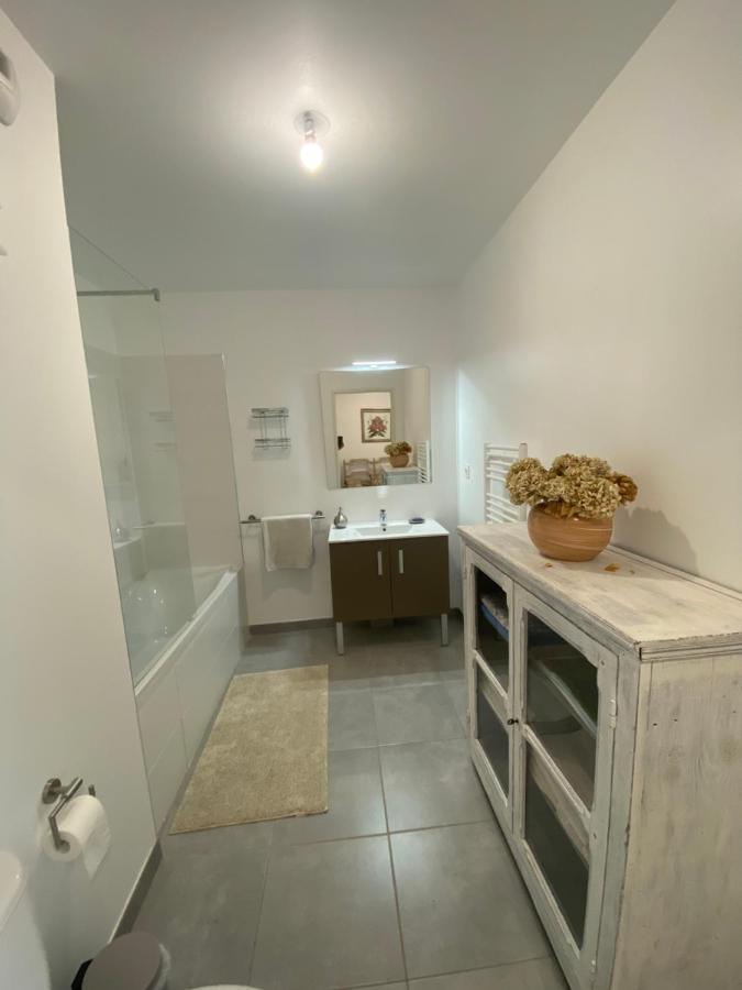 Appartement Type 2 Neuf +Grande Terrasse Le Lavandou Exterior foto
